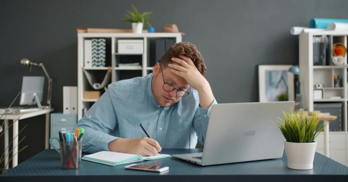De ce Excel-ul îți omoară afacerea — și ce poți face în loc